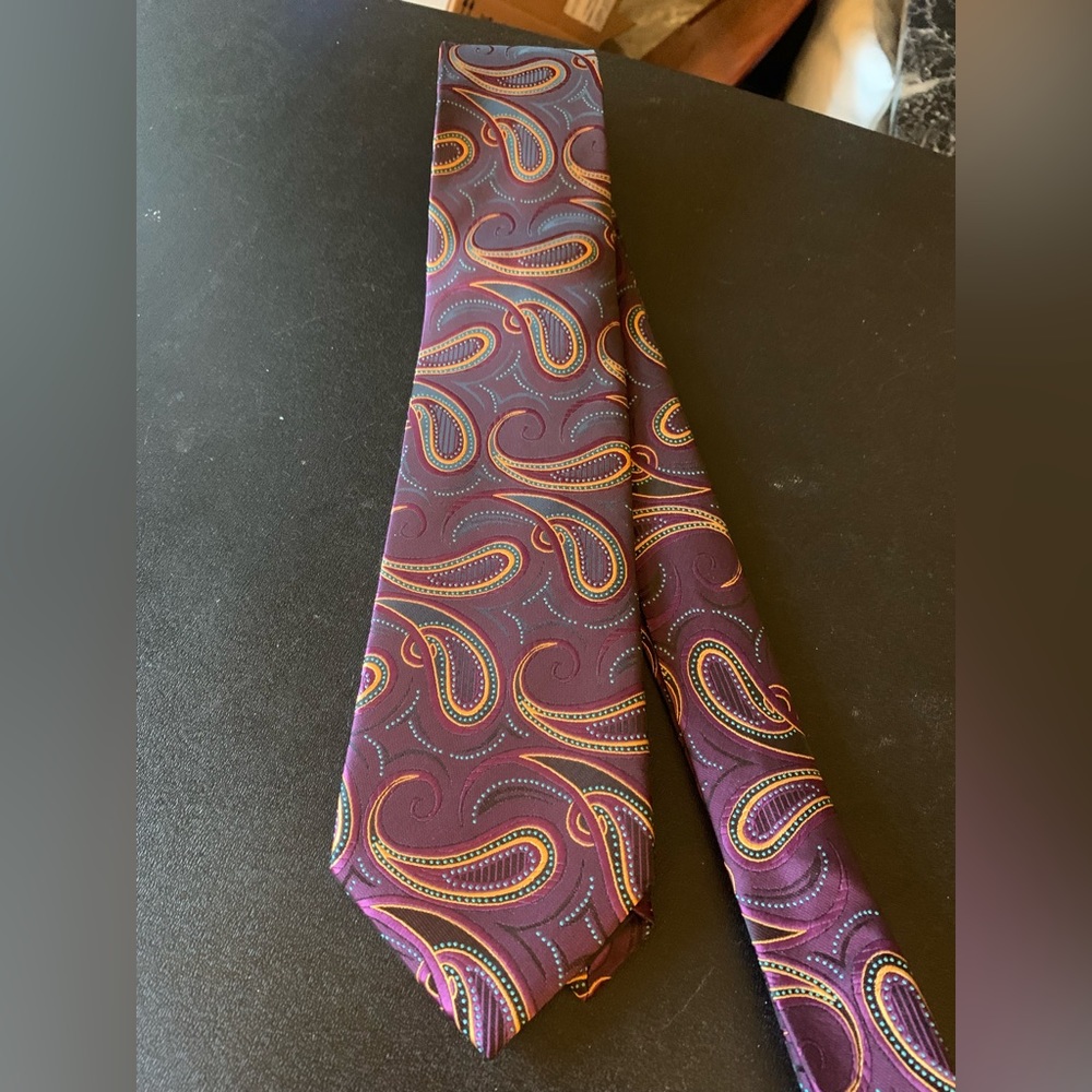 Purple neck tie